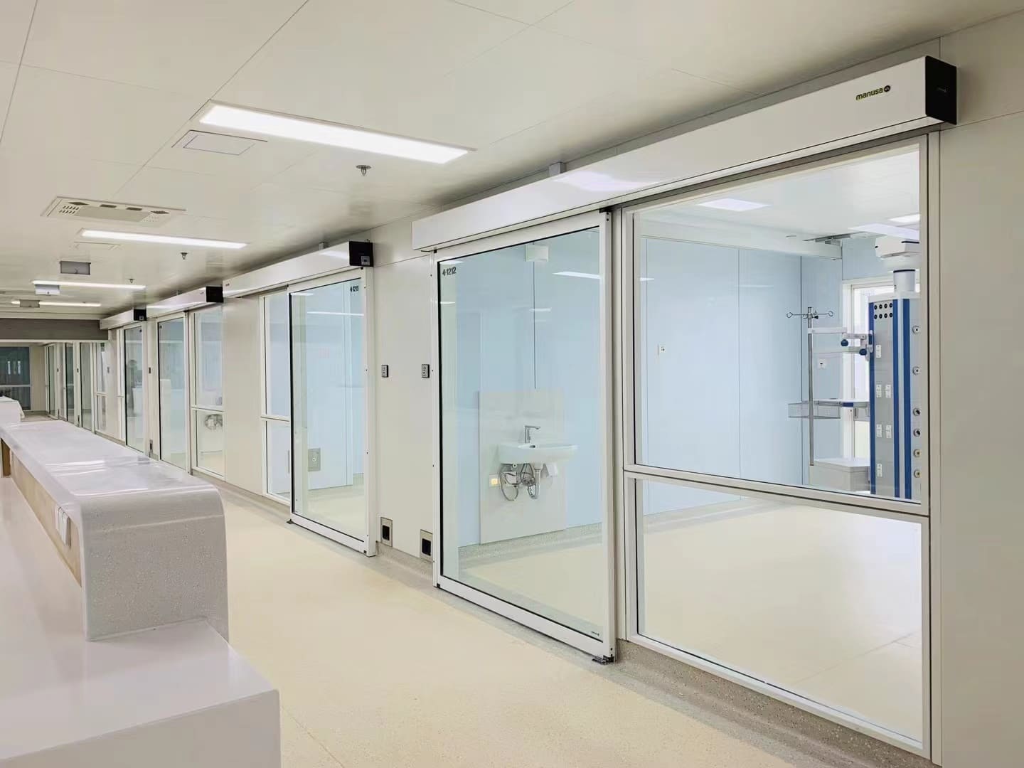como-elegir-puerta-automatica-hospital