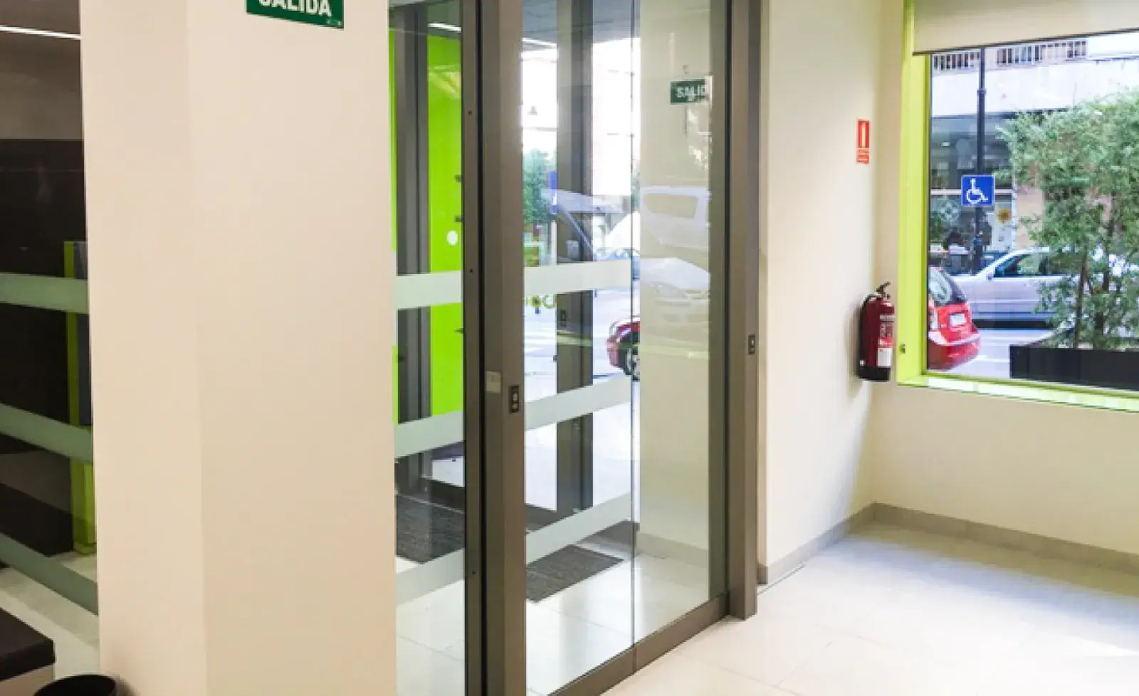 Sistema de esclusa corredera