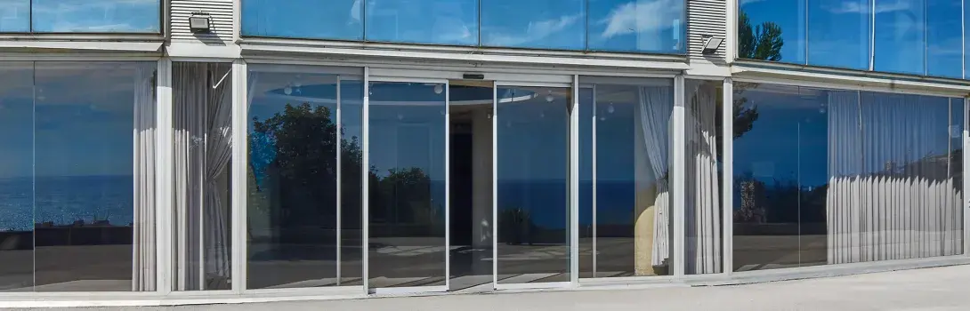 Gestión remota de puertas Manusa