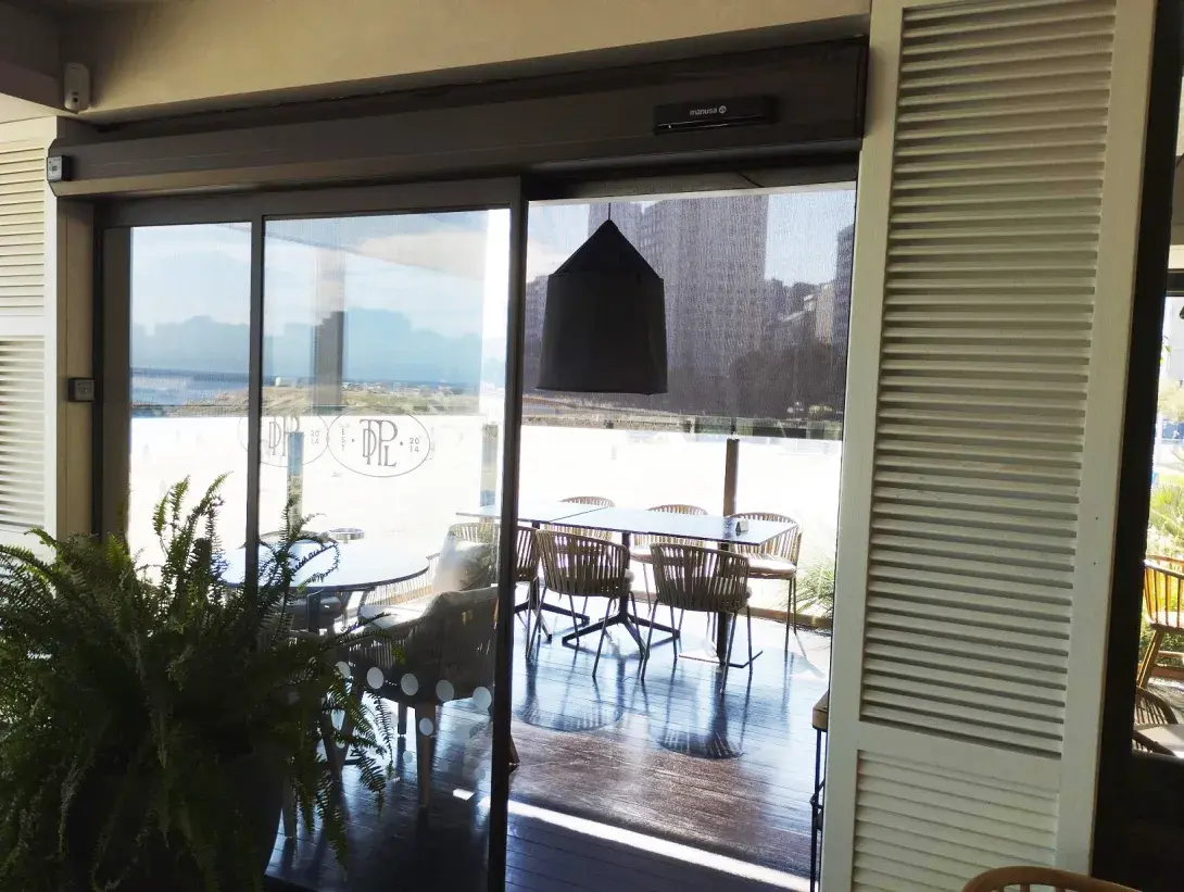 Puertas automáticas personalizadas que se adaptan a cualquier proyecto