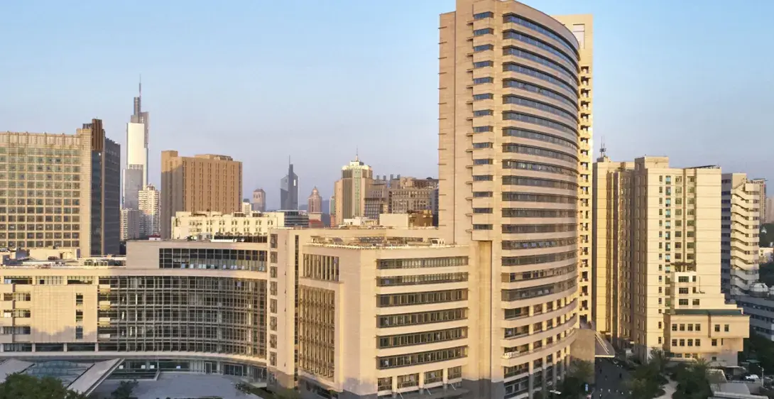 Más de 150 puertas Manusa en Jiangsu Province Hospital